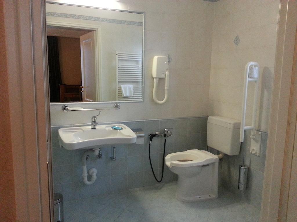 Gran Osteria Tre Noci Hotel Sistiana Kamer foto